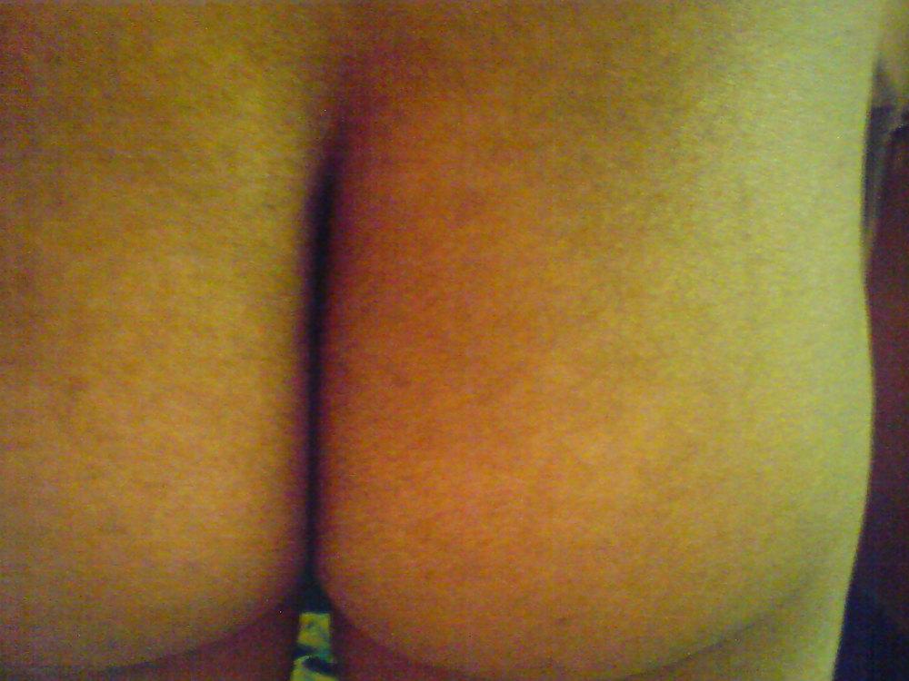 25P Sexy Black Chick With Glasses