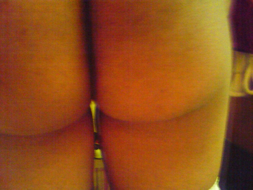 25P Sexy Black Chick With Glasses