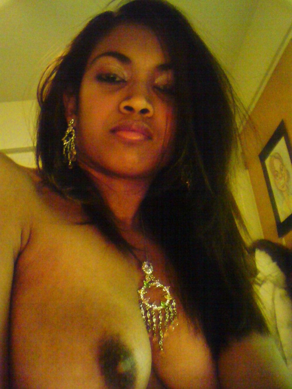 25P Sexy Black Chick With Glasses