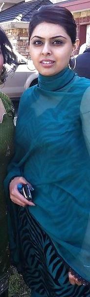 25P Hot and Sexy Indian, Desi, NRI, Punjabi Whore Slut Bitch!!