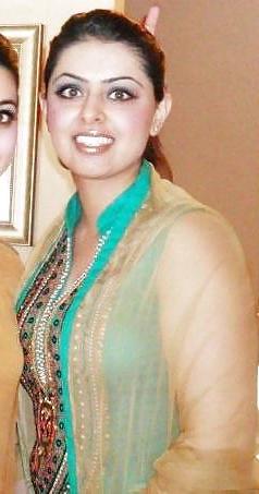 25P Hot and Sexy Indian, Desi, NRI, Punjabi Whore Slut Bitch!!