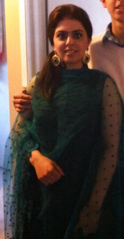 25P Hot and Sexy Indian, Desi, NRI, Punjabi Whore Slut Bitch!!