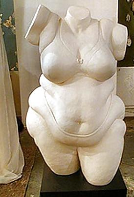25P Big Ladies art