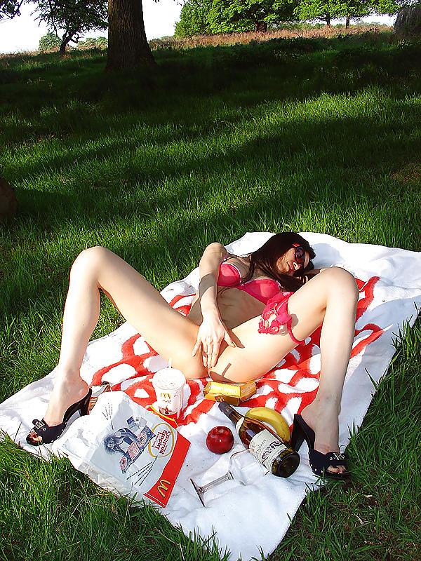 10P British chinese girl nude in public park