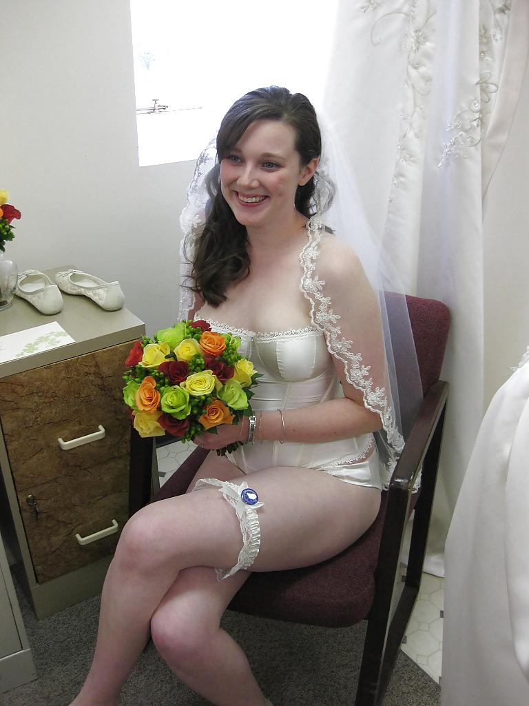 25P Kiss the bride