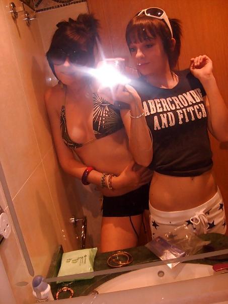 25P British Sluts On Holiday