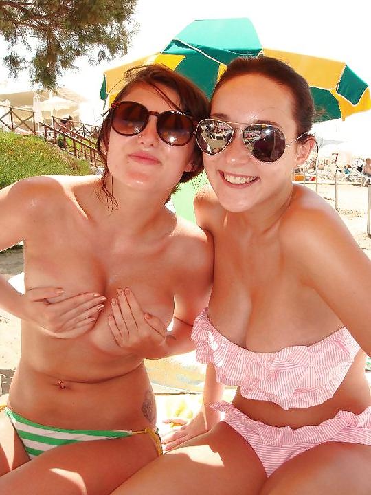 25P British Sluts On Holiday