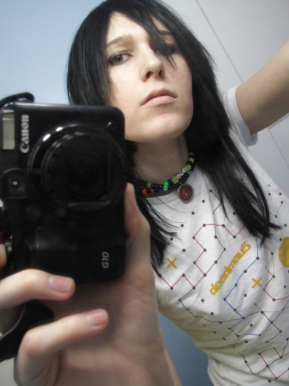 25P Cute Trap Pics 2