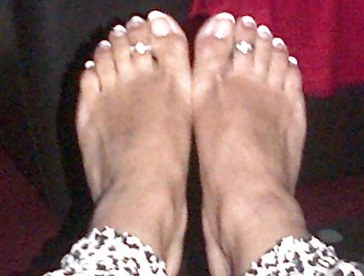 5P Indian wifes feet
