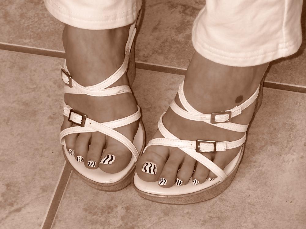 10P Teens feet