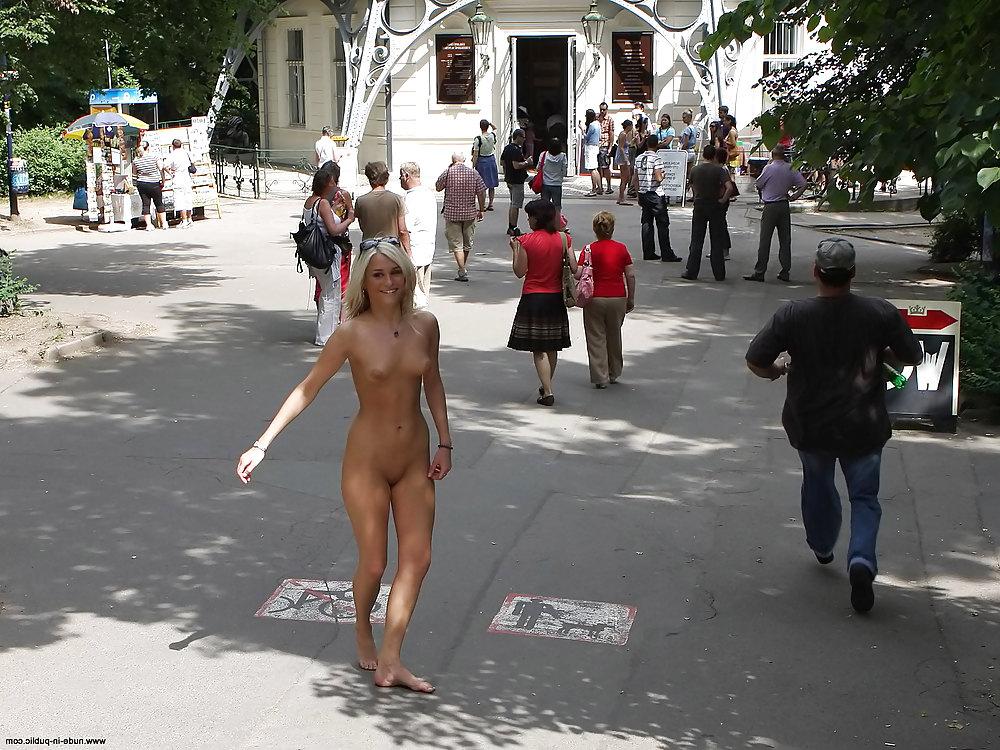 25P Nude in public 5