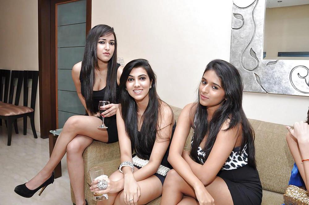 9P Yet another indian bitch enjoy 
