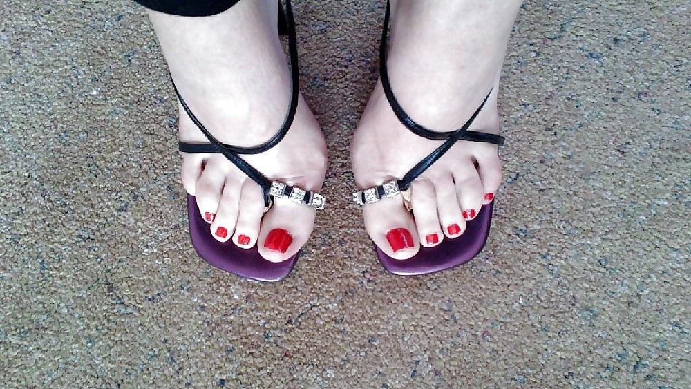 9P Feet and shoes that get me hard