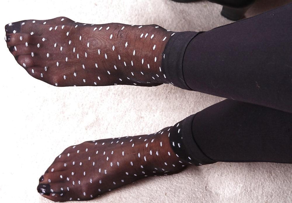 25P Sophia 22 milf feet