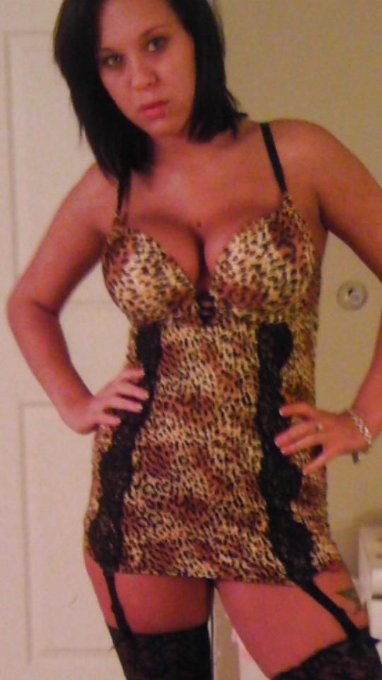 25P My REAL tits please comment an rate 