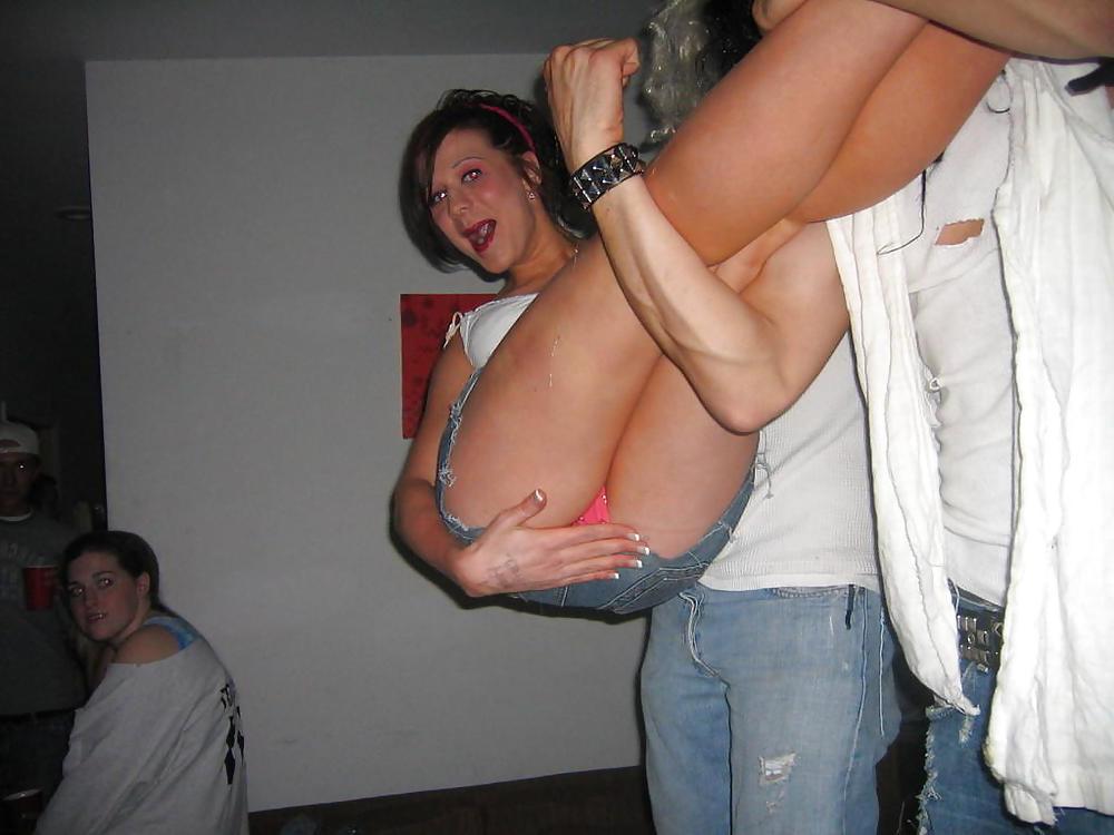 25P Real Upskirt - 15