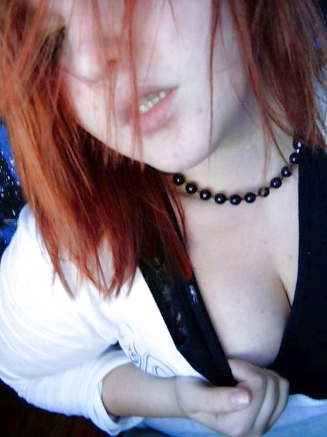 25P Busty & Cute EMo Babe