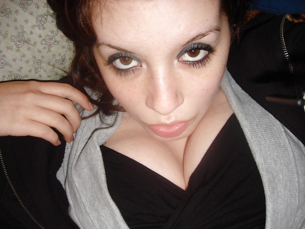 25P Cute Chubby Girl Part 1