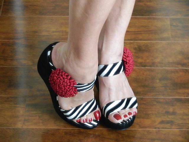 25P Legs feet 