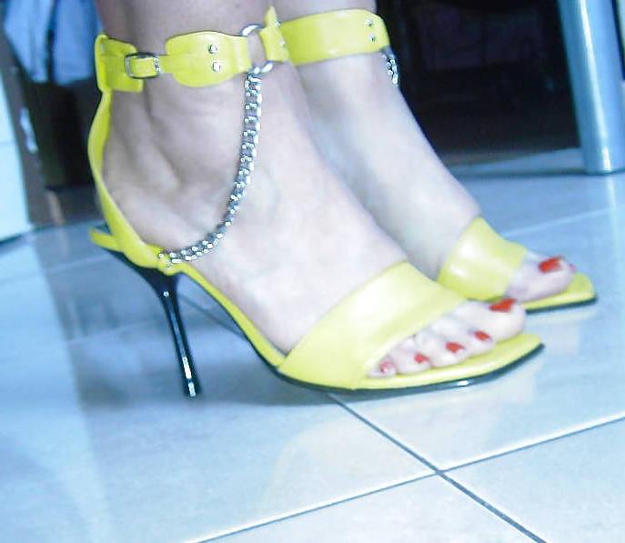 25P Legs feet 