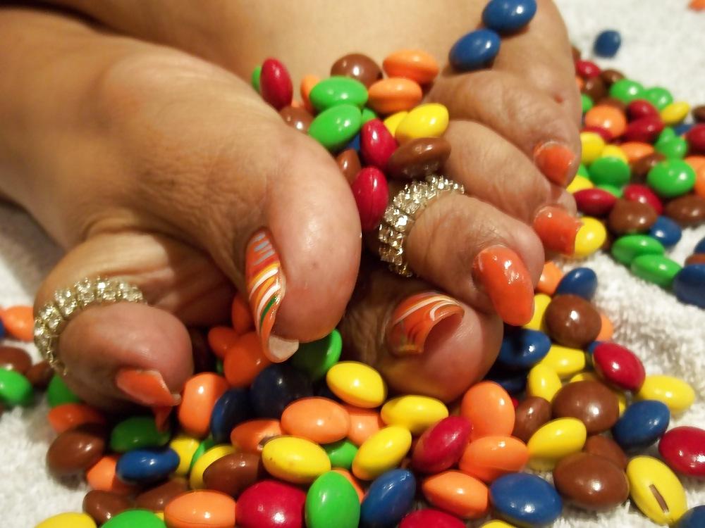 16P The bigger the feet,the sweeter the treat