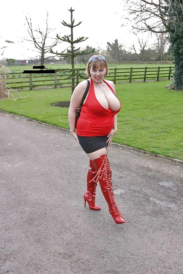 25P Real amateur sexy moms 