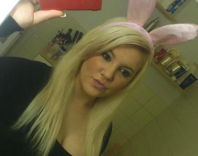12P Meine blonde Schlampe