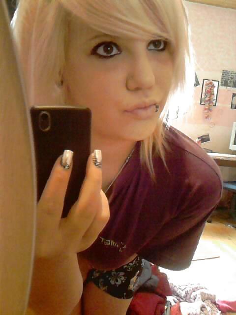 12P Meine blonde Schlampe