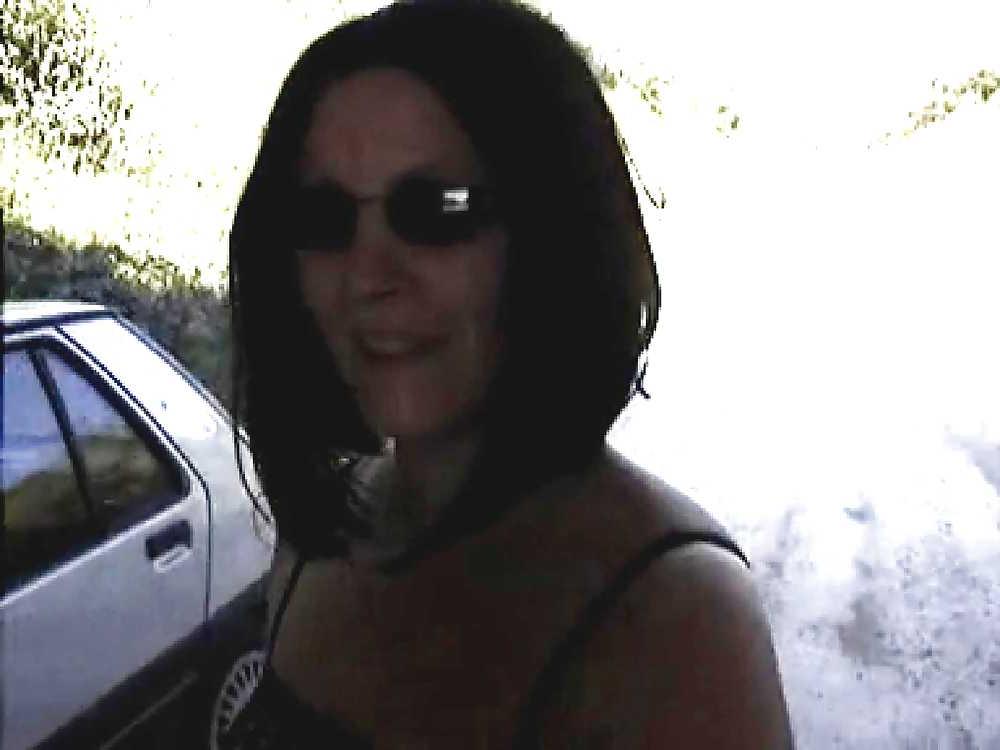 24P Anal creme - Lea fetish in Public