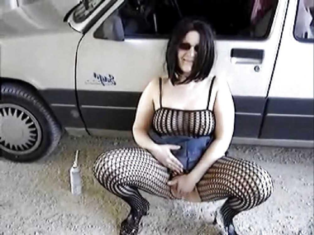24P Anal creme - Lea fetish in Public