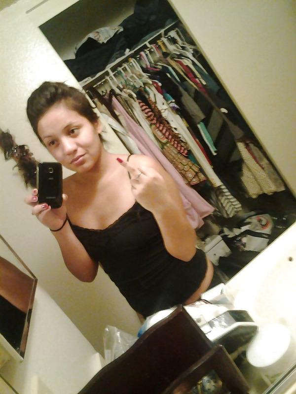 25P Cute Latina whore Nancy