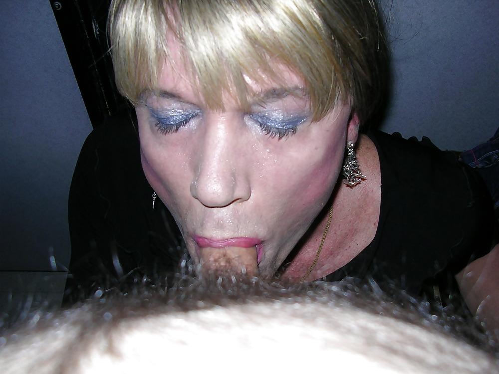 25P Gloryhole Slut!
