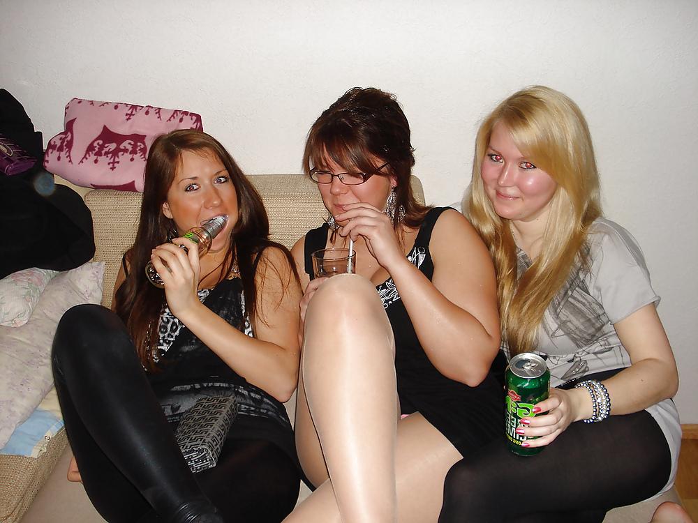 24P Feet and leggings
