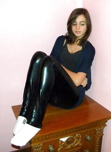 24P Feet and leggings