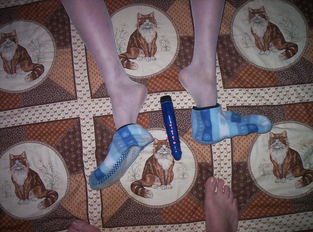 8P My wifes big ugly feet