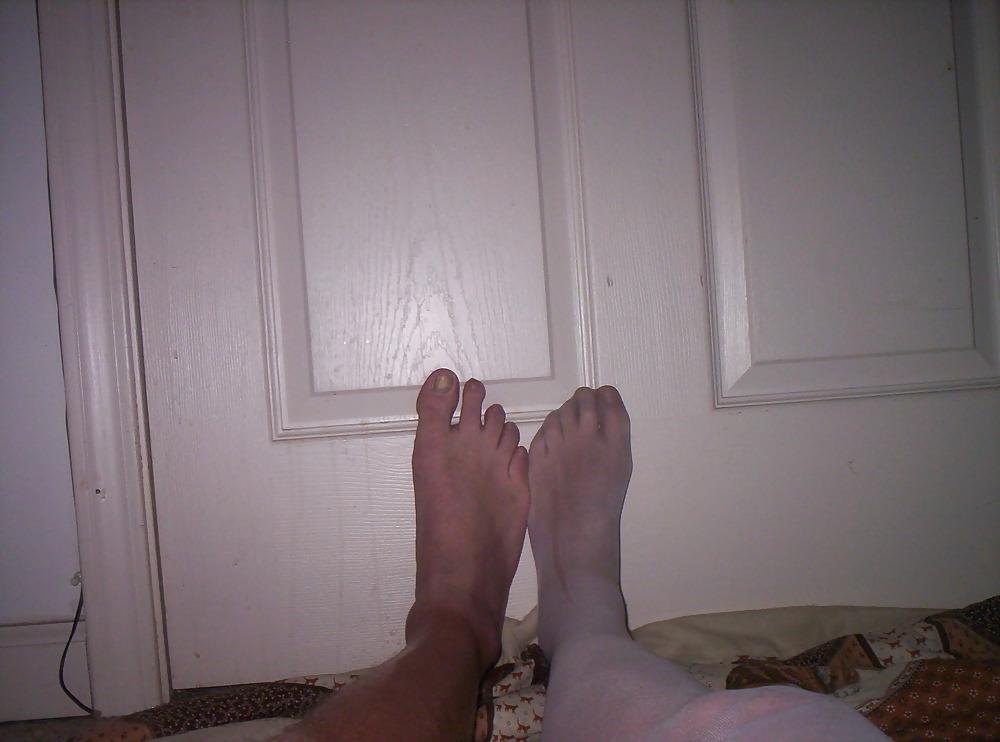 8P My wifes big ugly feet