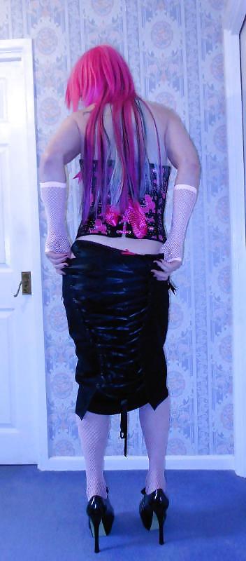 25P Tranny Supersatin Emo Goth Rock Bitch Part 1