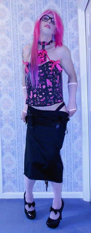 25P Tranny Supersatin Emo Goth Rock Bitch Part 1