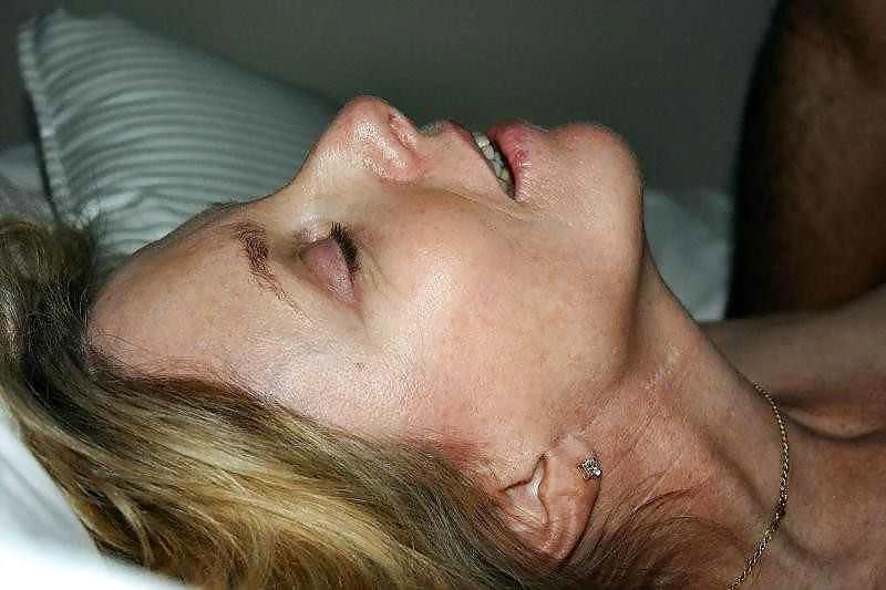 21P Mature Soccer Mom Blacked