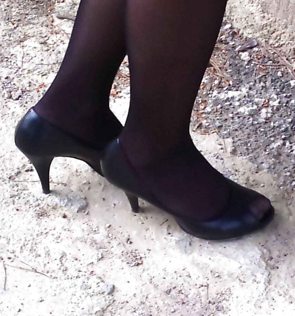 22P Nylon Feet