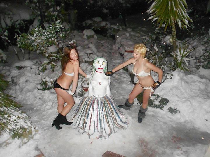 25P FB pics of real Romanian girls