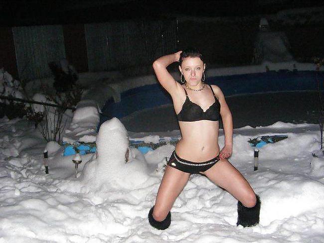 25P FB pics of real Romanian girls