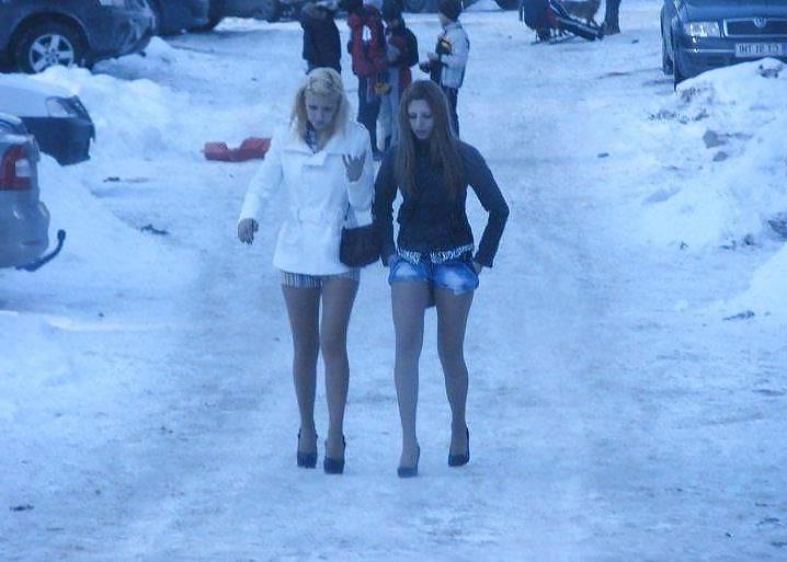 25P FB pics of real Romanian girls