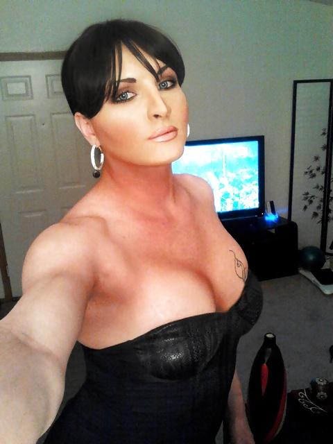 10P And I can be a sexy naughty bitch....