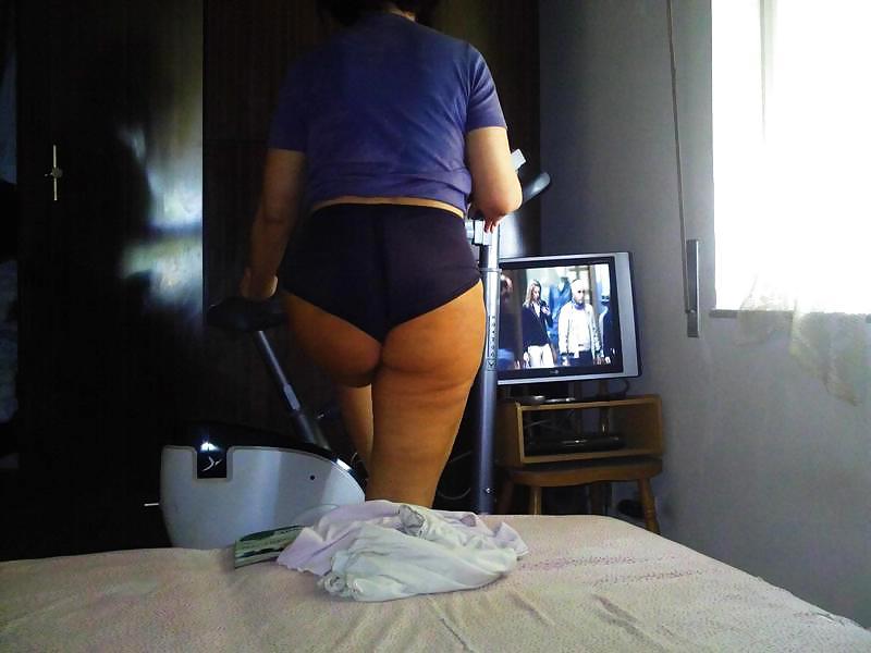 9P Hot Mature Bitch