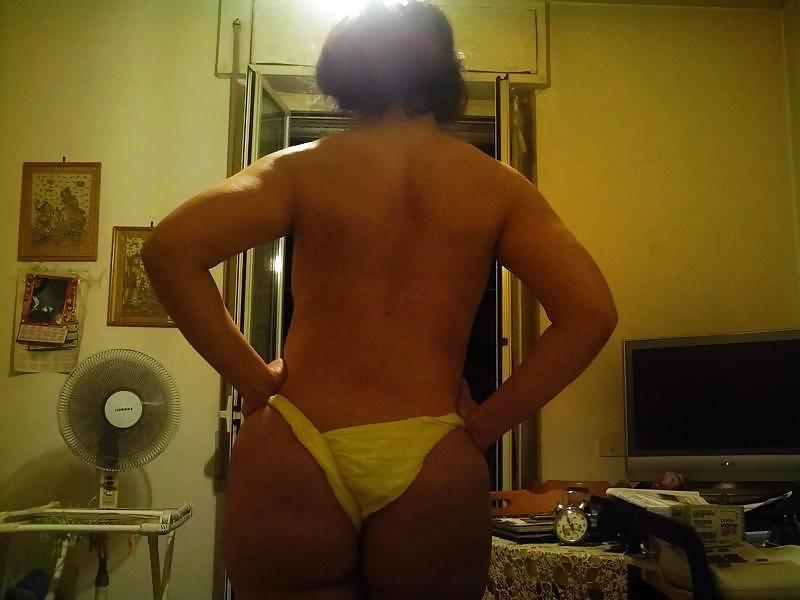 9P Hot Mature Bitch