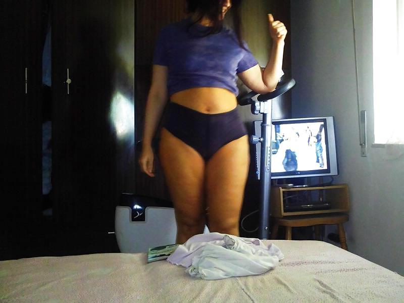 9P Hot Mature Bitch