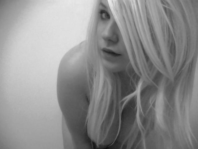 22P Thick Blonde Goddess #2
