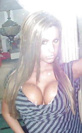11P Cum on this bitch