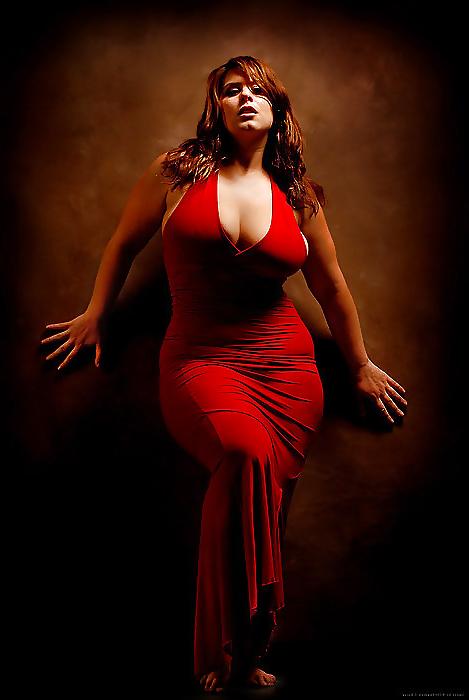 16P THE FEMALE PERFECTION.